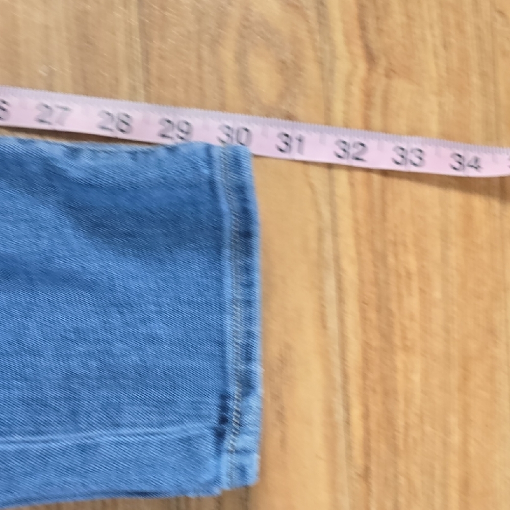 White House Black Market Light Blue Skinny Jeans - Picture 7 of 8
